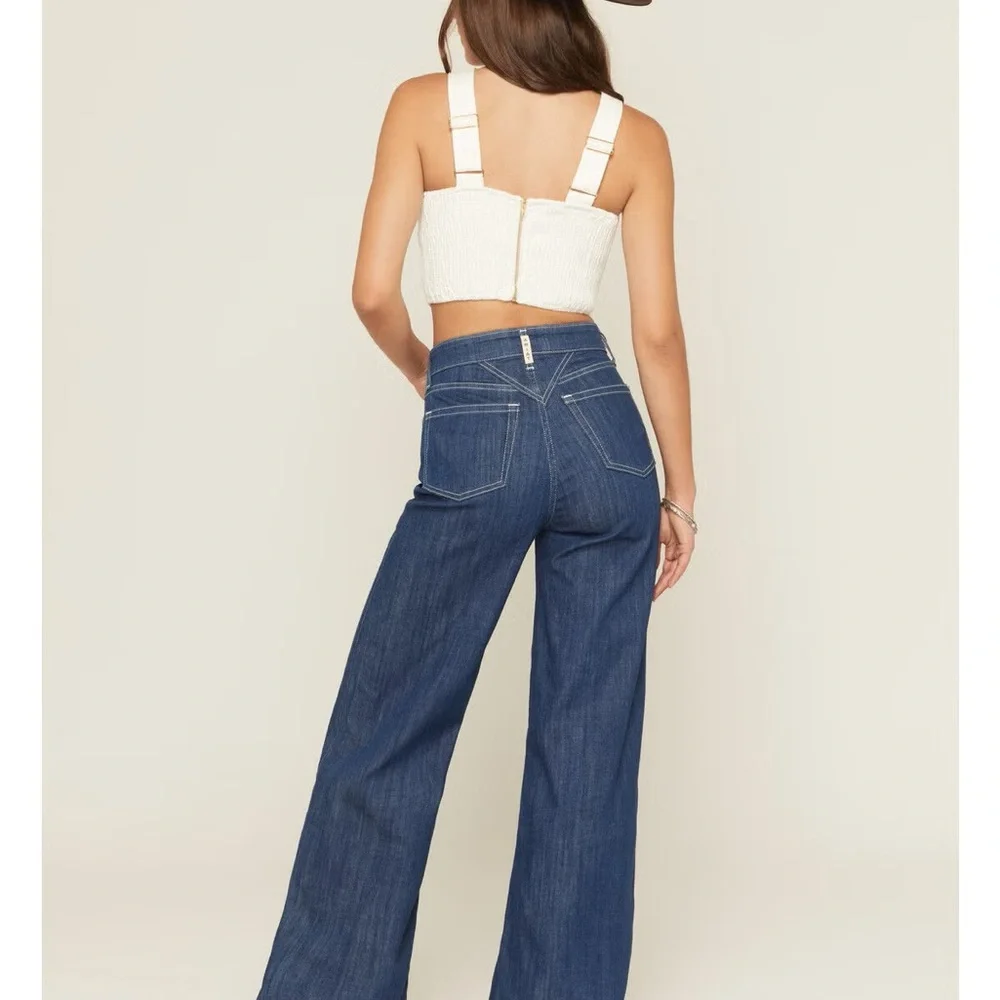 ARIAT WOMEN'S DARK WASH ULTRA HIGH RISE WESTIE YOKE WIDE LEG STRETCH DENIM JEANS - Picture 3 of 5